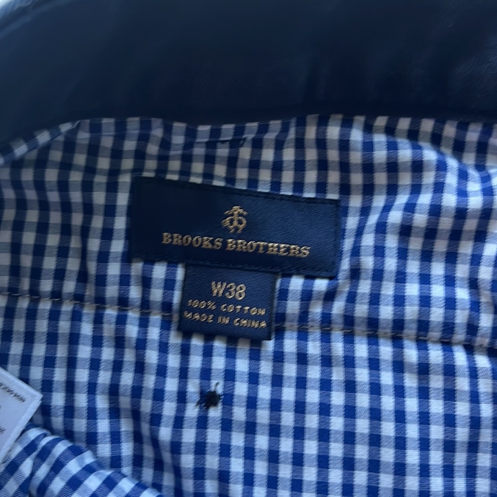 Brooks Brothers Navy 7 in Inseam Flat Front Shorts - Picture 2 of 4